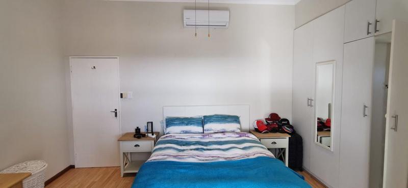 To Let 3 Bedroom Property for Rent in Mountainside Western Cape